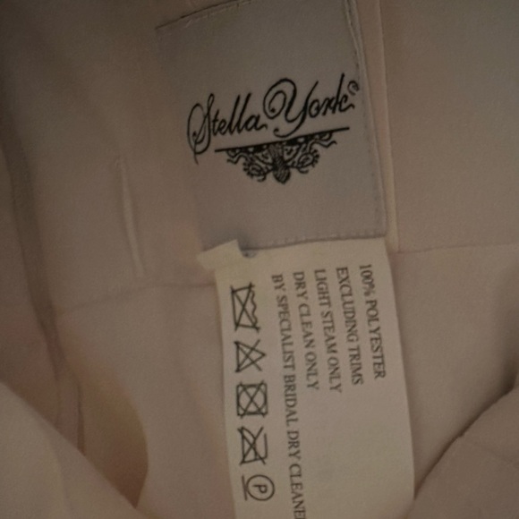 Stella York Wedding Dress - Picture 5 of 6